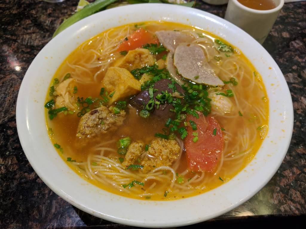 Pho Ao Sen | restaurant | 3221 Derry Rd W, Mississauga, ON L5N 7L7, Canada | 9058242888 OR +1 905-824-2888
