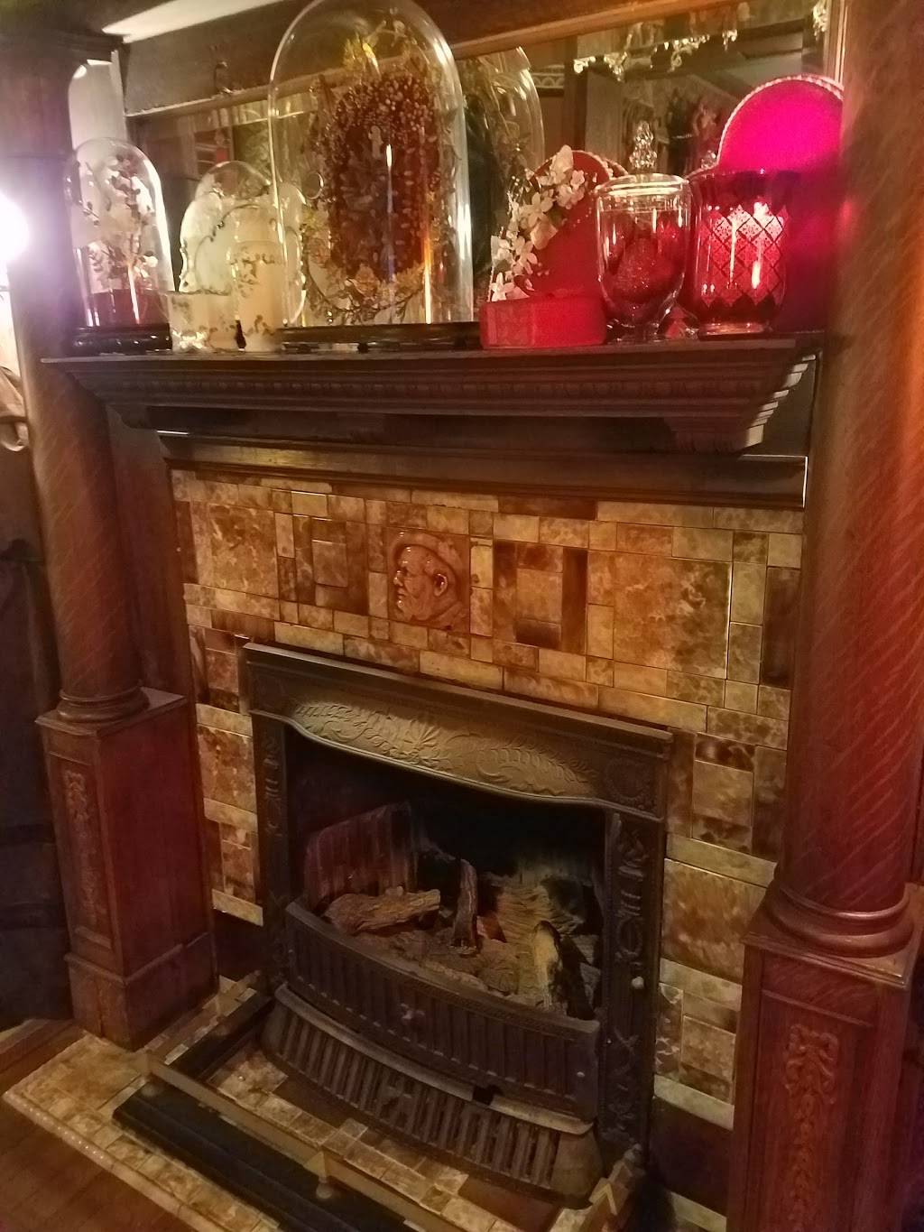 JC Wyatt House | restaurant | 1309 Felix St, St Joseph, MO 64501, USA | 8166761004 OR +1 816-676-1004