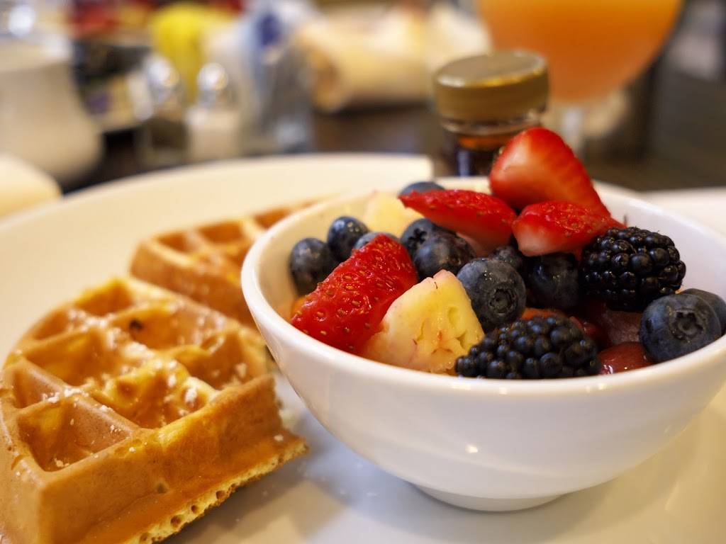 The Barbadoes Room Restaurant | restaurant | 115 Meeting St, Charleston, SC 29401, USA | 8438051054 OR +1 843-805-1054