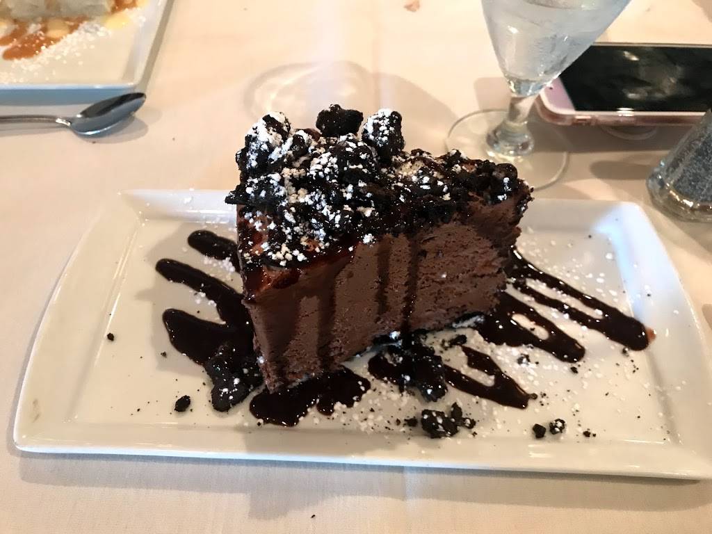 Basils Greek Dining | restaurant | 4000 Fox Valley Center Dr, Aurora, IL 60504, USA | 6306921300 OR +1 630-692-1300