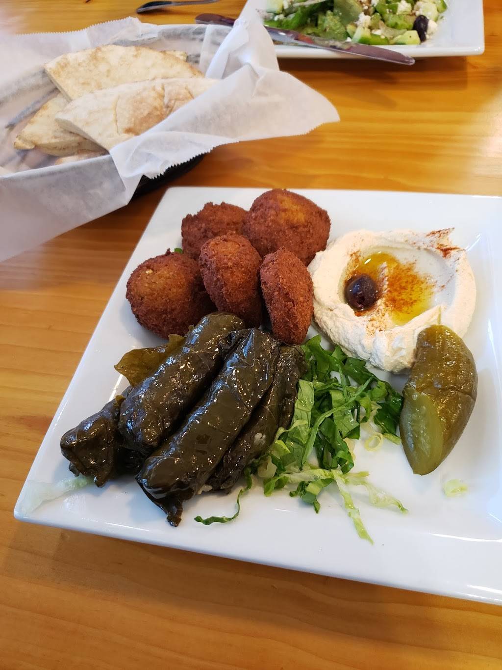 Halas Mideast Eatery and Market | restaurant | 4323 University Blvd S, Jacksonville, FL 32216, USA | 9047331855 OR +1 904-733-1855