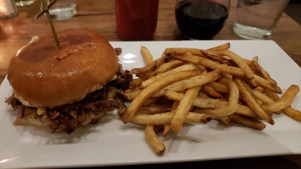 Hobnob | restaurant | 6010 Hermitage Rd, Richmond, VA 23228, USA | 8042647400 OR +1 804-264-7400