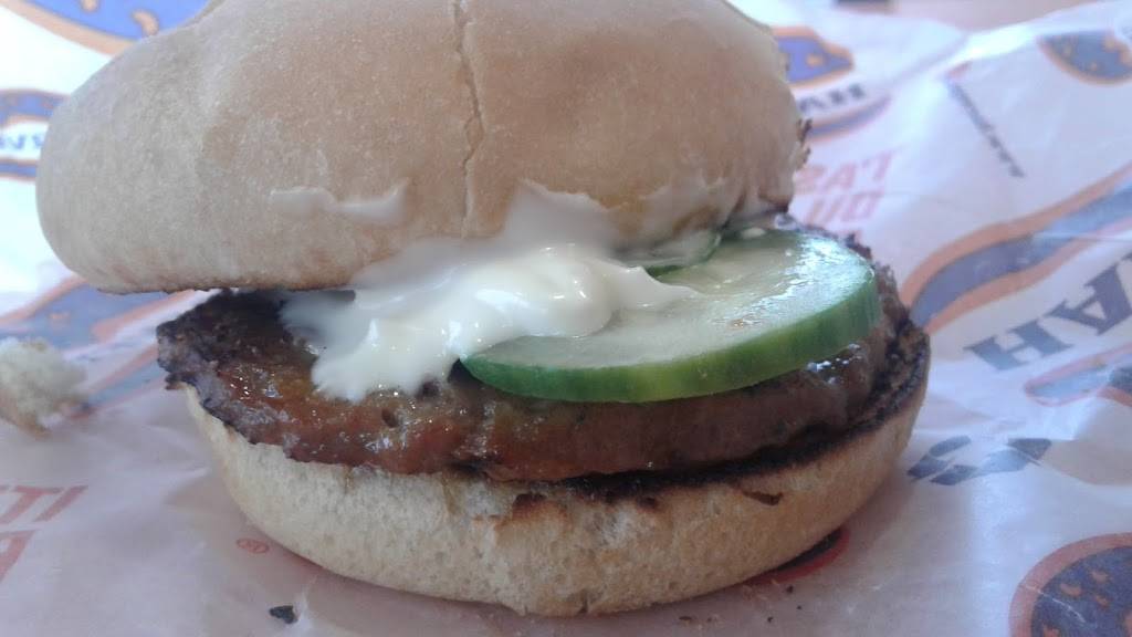 Harveys | restaurant | 541 Boulevard Saint-Joseph, Gatineau, QC J8Y 4A1, Canada | 8197774032 OR +1 819-777-4032