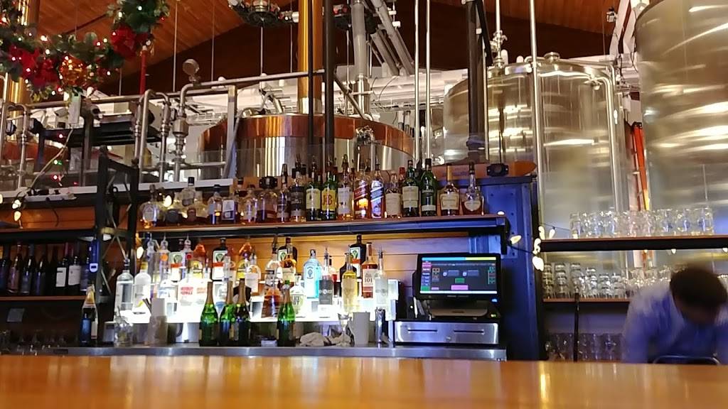 The Bavarian Bierhaus | restaurant | 700 W Lexington Blvd, Glendale, WI 53217, USA | 4142367000 OR +1 414-236-7000