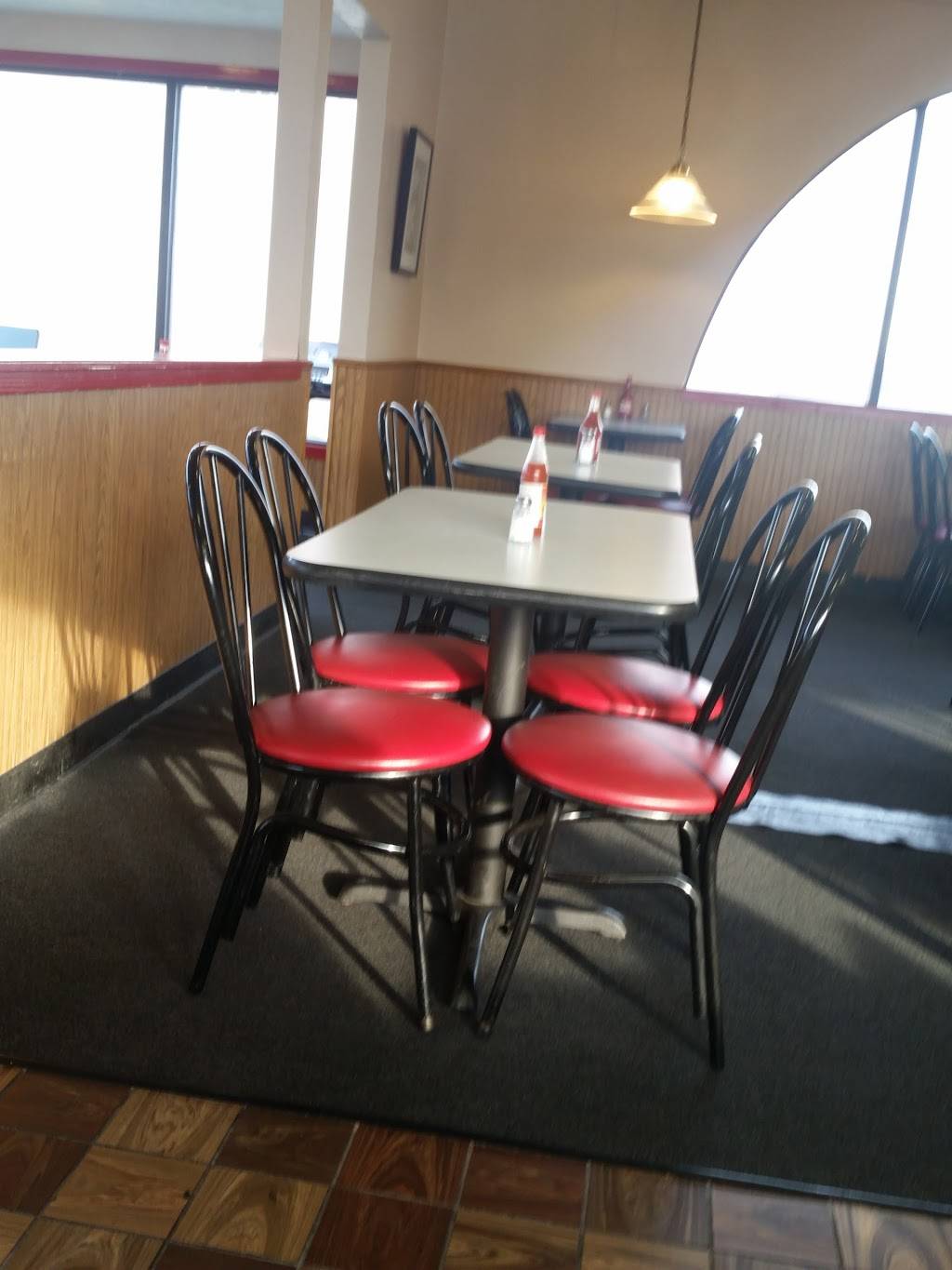 Hot Pot Restaurant | restaurant | 319 W 30th St, Connersville, IN 47331, USA | 7658257096 OR +1 765-825-7096