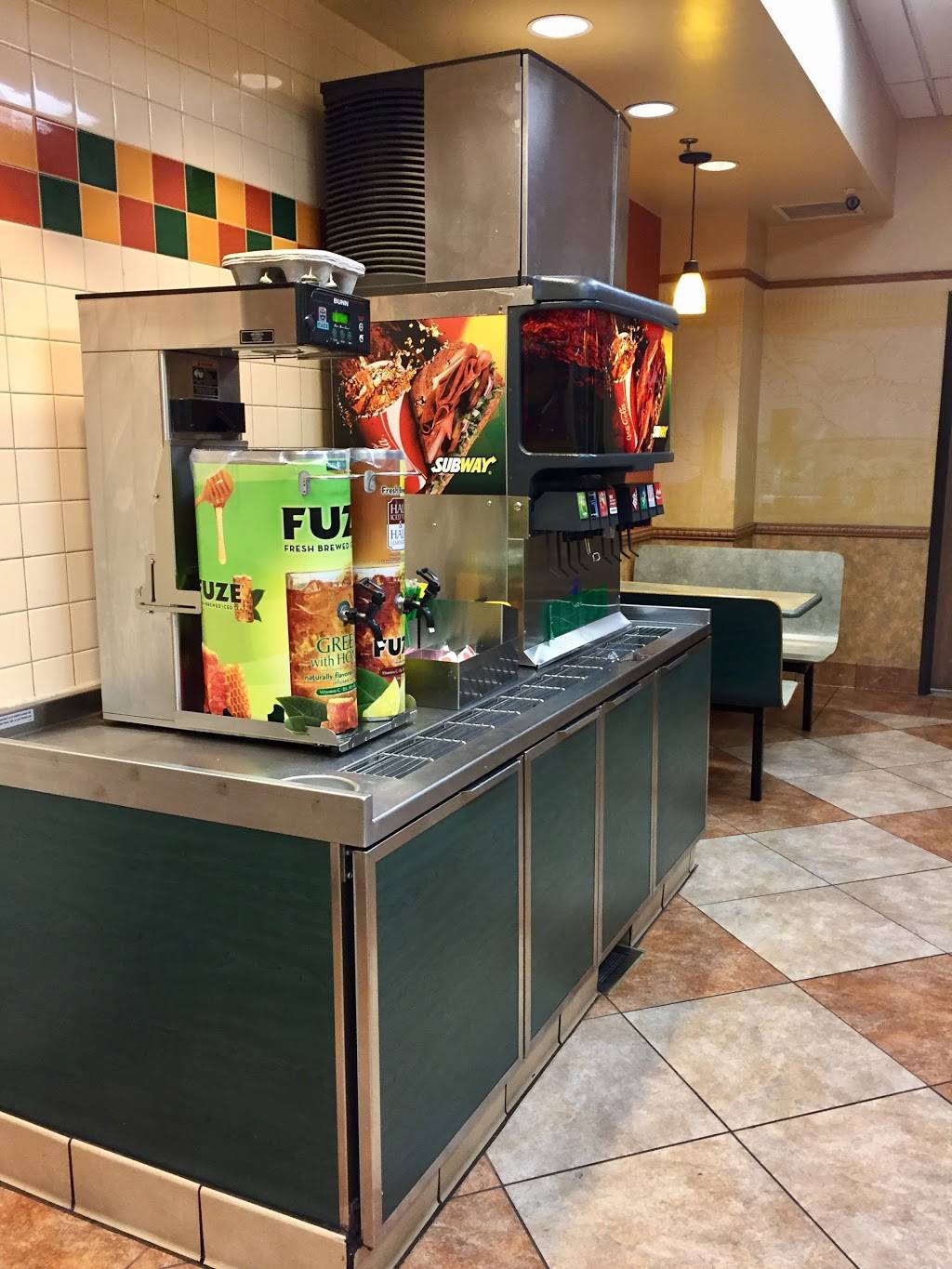 Subway Restaurants | restaurant | 14264 Valley Blvd, Fontana, CA 92335, USA | 9098540692 OR +1 909-854-0692