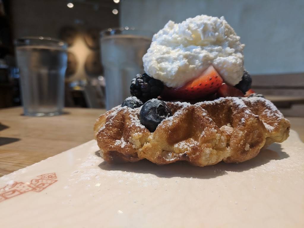 Le Pain Quotidien | restaurant | 1937 Callowhill St, Philadelphia, PA 19130, USA | 2157899870 OR +1 215-789-9870