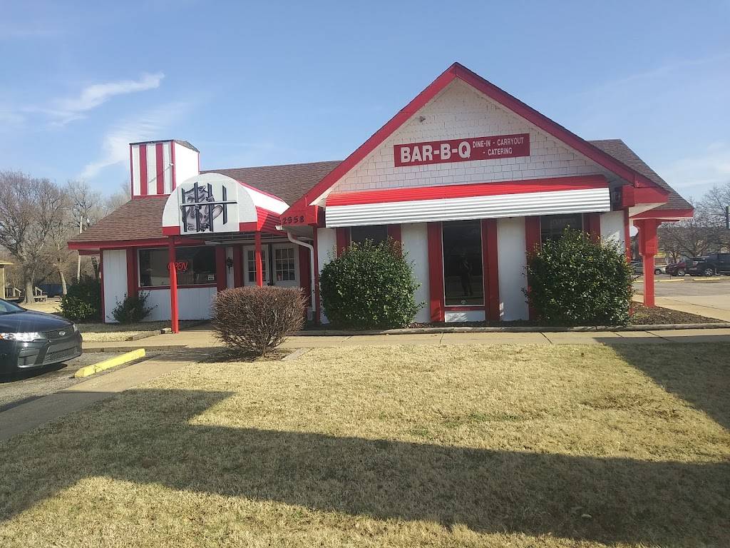 Julius Rib Cage | restaurant | 2958 S Seneca St, Wichita, KS 67217, USA | 3165242900 OR +1 316-524-2900