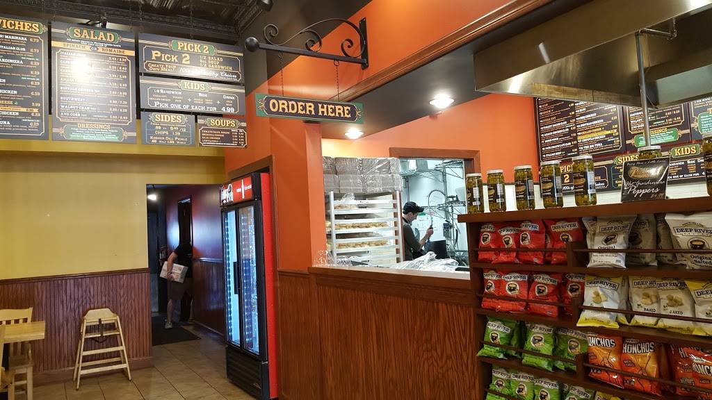 Picklemans Gourmet Cafe Clayton | meal delivery | 20 N Central Ave, Clayton, MO 63105, USA | 3148622224 OR +1 314-862-2224