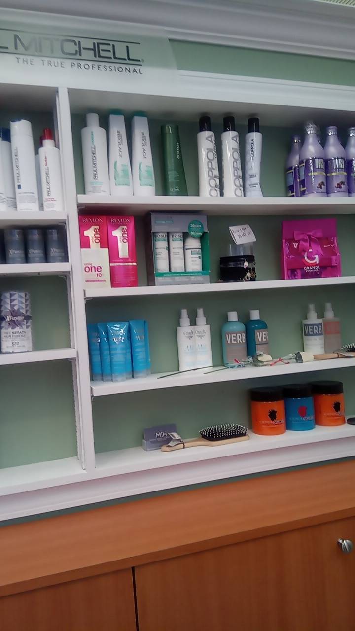 Middle Island Pizza | restaurant | 586 Middle Country Rd, Middle Island, NY 11953, USA | 6319240091 OR +1 631-924-0091