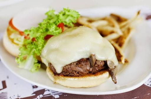 Globe Restaurant | restaurant | 6965 Truck World Blvd, Hubbard, OH 44425, USA | 3305349725 OR +1 330-534-9725