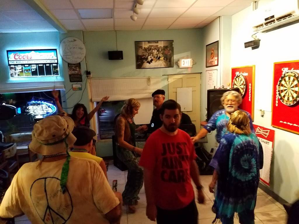 Chumleys Depot | restaurant | 1929 Depot Dr, Melbourne, FL 32901, USA | 3212085766 OR +1 321-208-5766