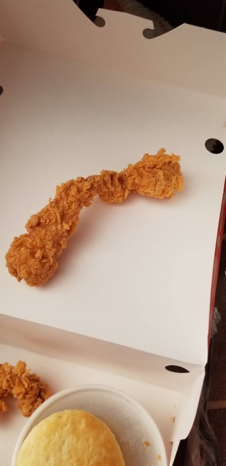 Popeyes Louisiana Kitchen | restaurant | 1109 N Airline Hwy, Gonzales, LA 70737, USA | 2256472838 OR +1 225-647-2838