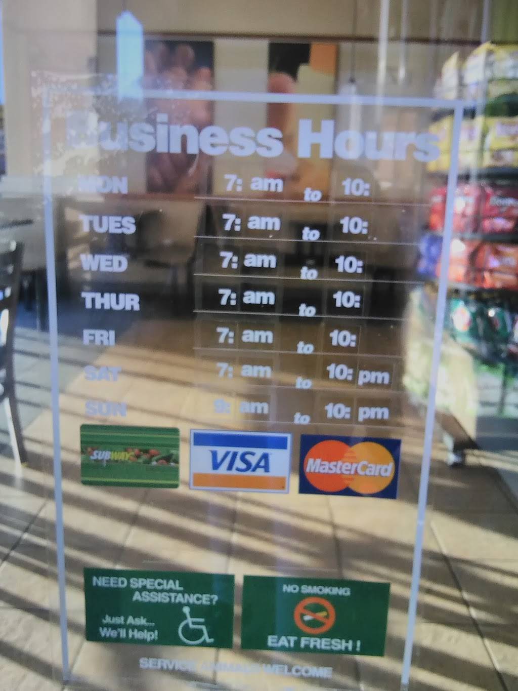 Subway Restaurants | restaurant | Five Points Plaza, 2715 N Dixie Hwy Unit # 2, Wilton Manors, FL 33334, USA | 9545681661 OR +1 954-568-1661