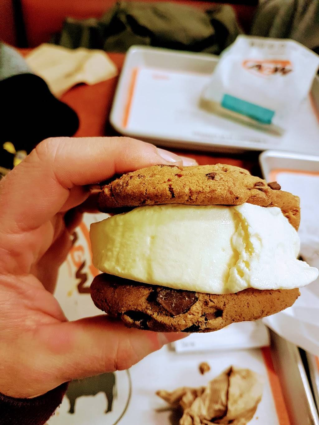 A&W Canada | restaurant | 1730 Boulevard Royal, Shawinigan, QC G9N 8S8, Canada | 8195370395 OR +1 819-537-0395