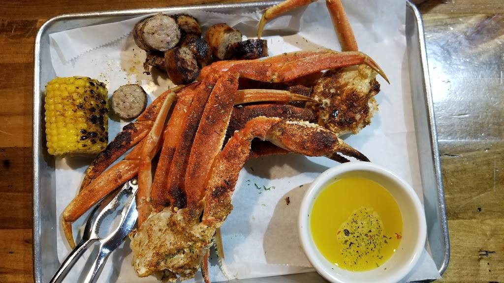 Tom, Dick & Hank | restaurant | 191 Ralph David Abernathy Blvd SW, Atlanta, GA 30312, USA | 4043433774 OR +1 404-343-3774