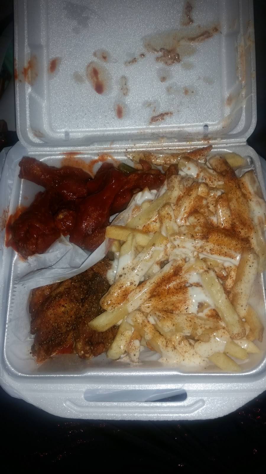 A-Wings | restaurant | 1680 Montclair Rd, Irondale, AL 35210, USA | 2059519518 OR +1 205-951-9518