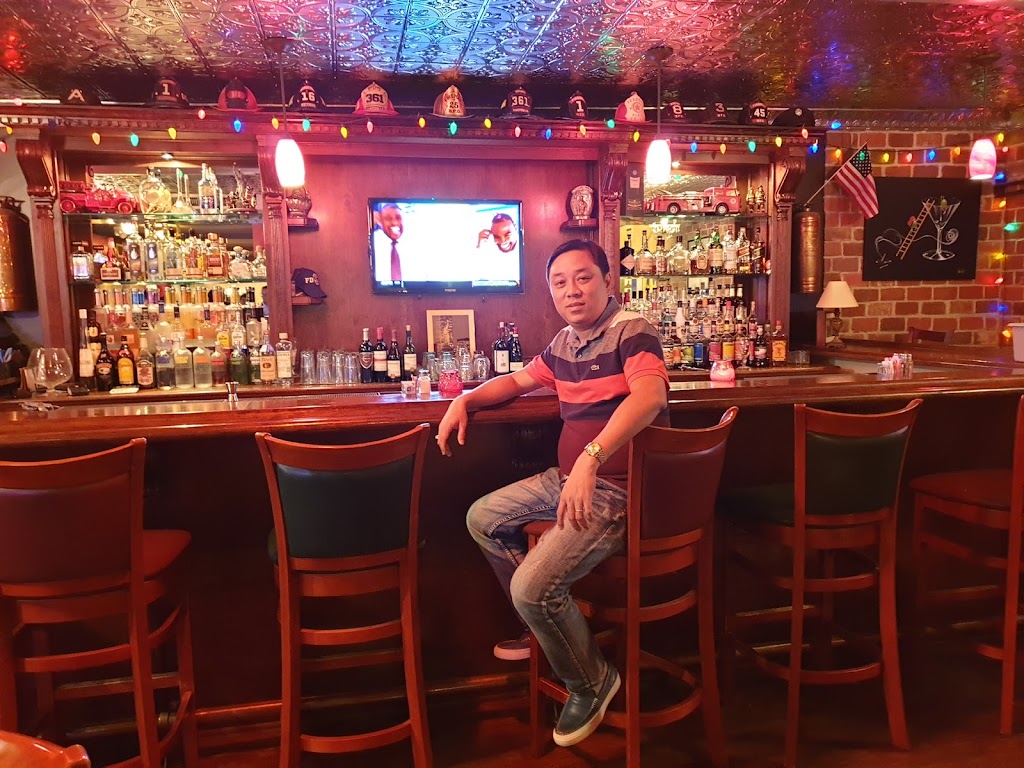 DiNapolis Firehouse | restaurant | 1358 E Main St, Barstow, CA 92311, USA | 7602561094 OR +1 760-256-1094