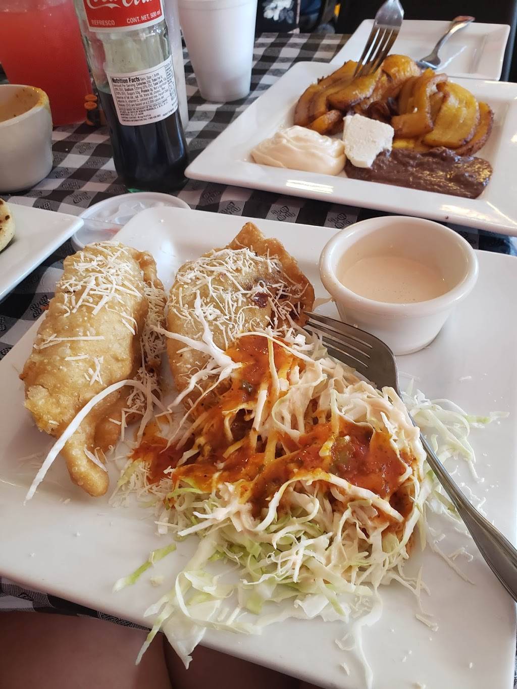 Delicias Las Catrachas | restaurant | 2518 Nolensville Pike, Nashville, TN 37211, USA | 6156865783 OR +1 615-686-5783