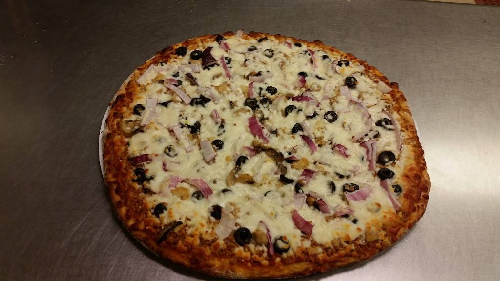 Pizza Joynt | restaurant | 655 10th Ave W, Milan, IL 61264, USA | 3097874942 OR +1 309-787-4942