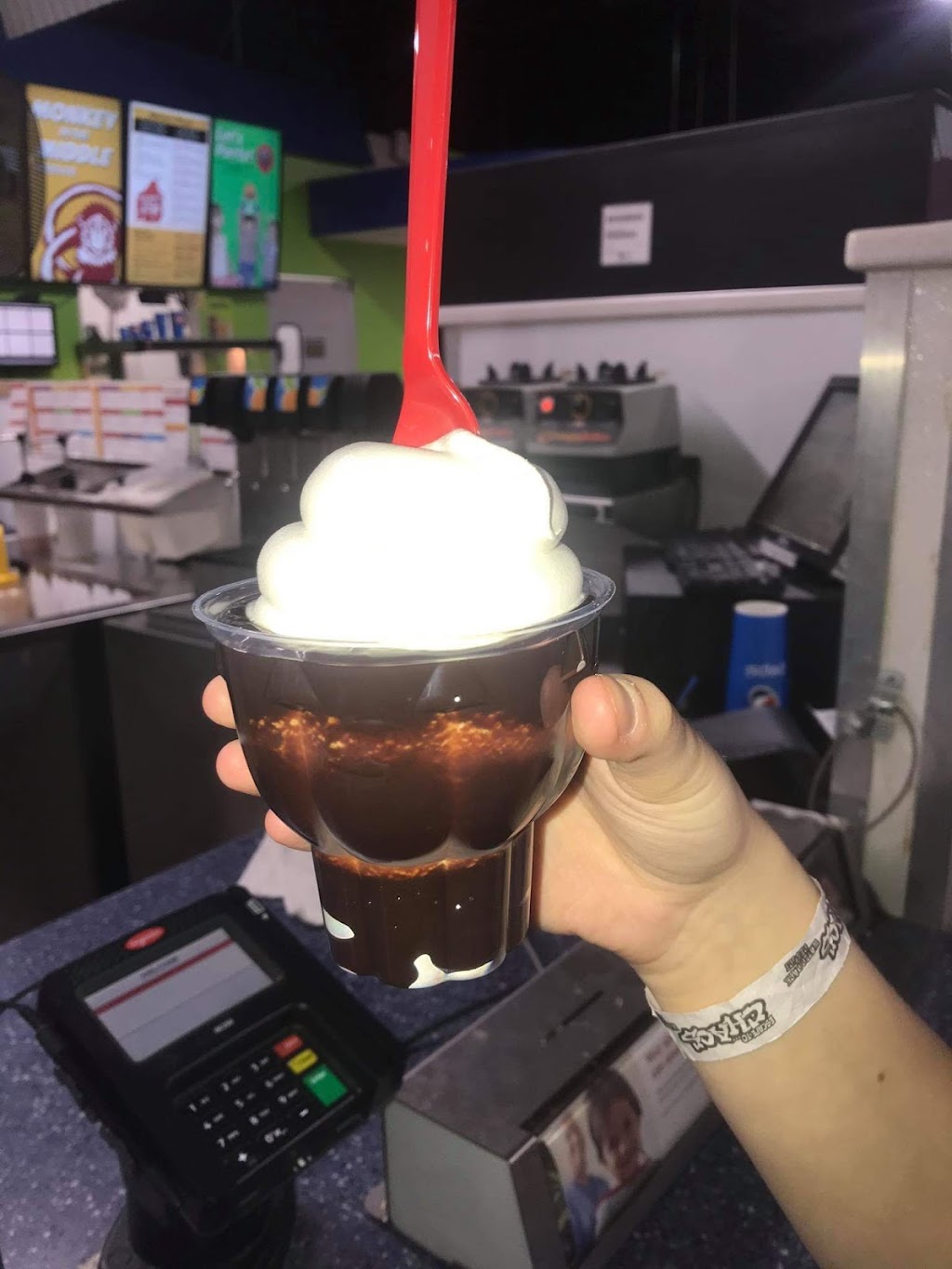 Dairy Queen Treat Center and Orange Julius | restaurant | 2402 Lorch Ave, Eau Claire, WI 54701, USA | 7153348751 OR +1 715-334-8751