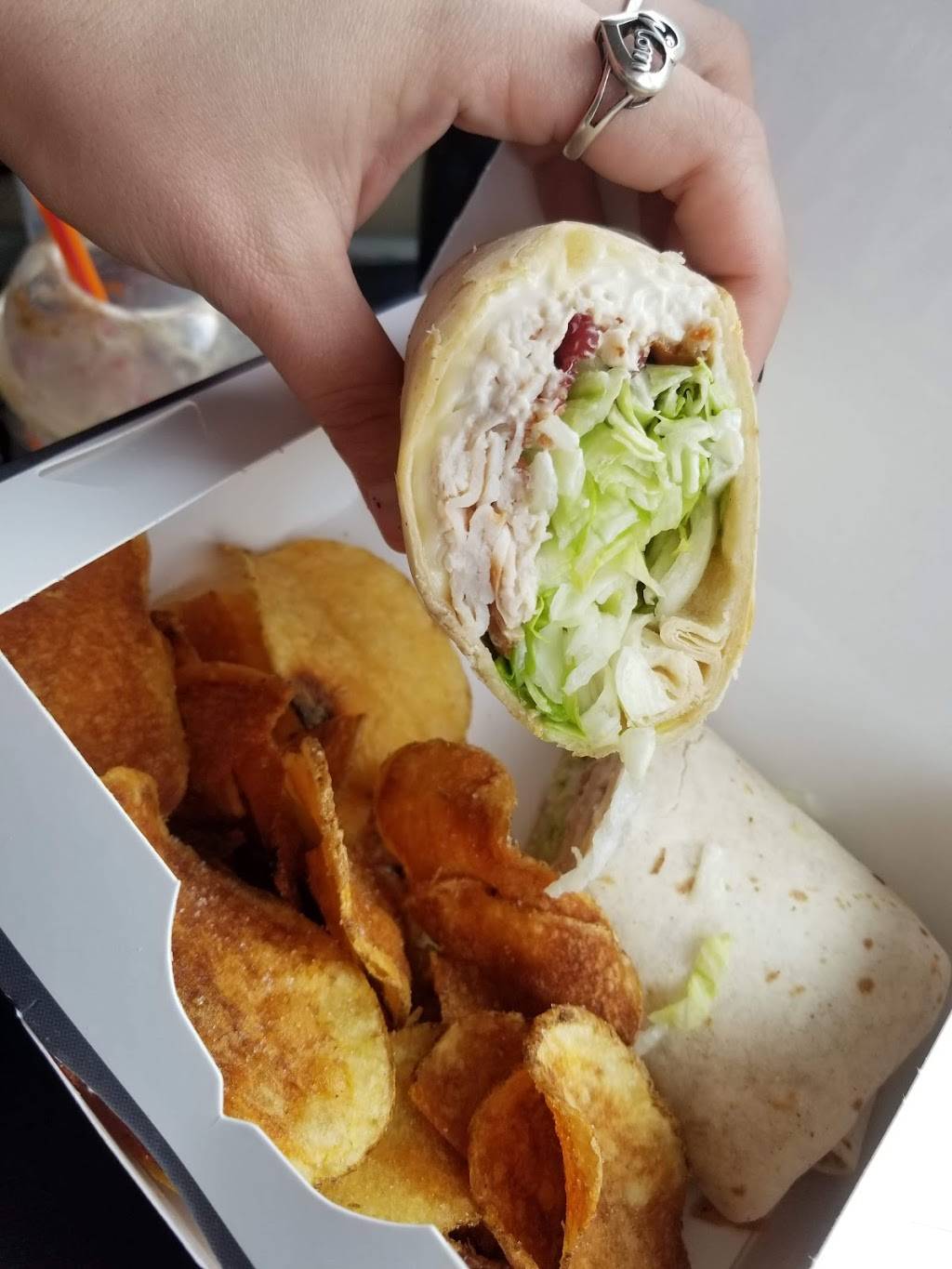 Wrap City Sandwich Co. | restaurant | 215 Laconia Rd, Tilton, NH 03276, USA | 6032862223 OR +1 603-286-2223