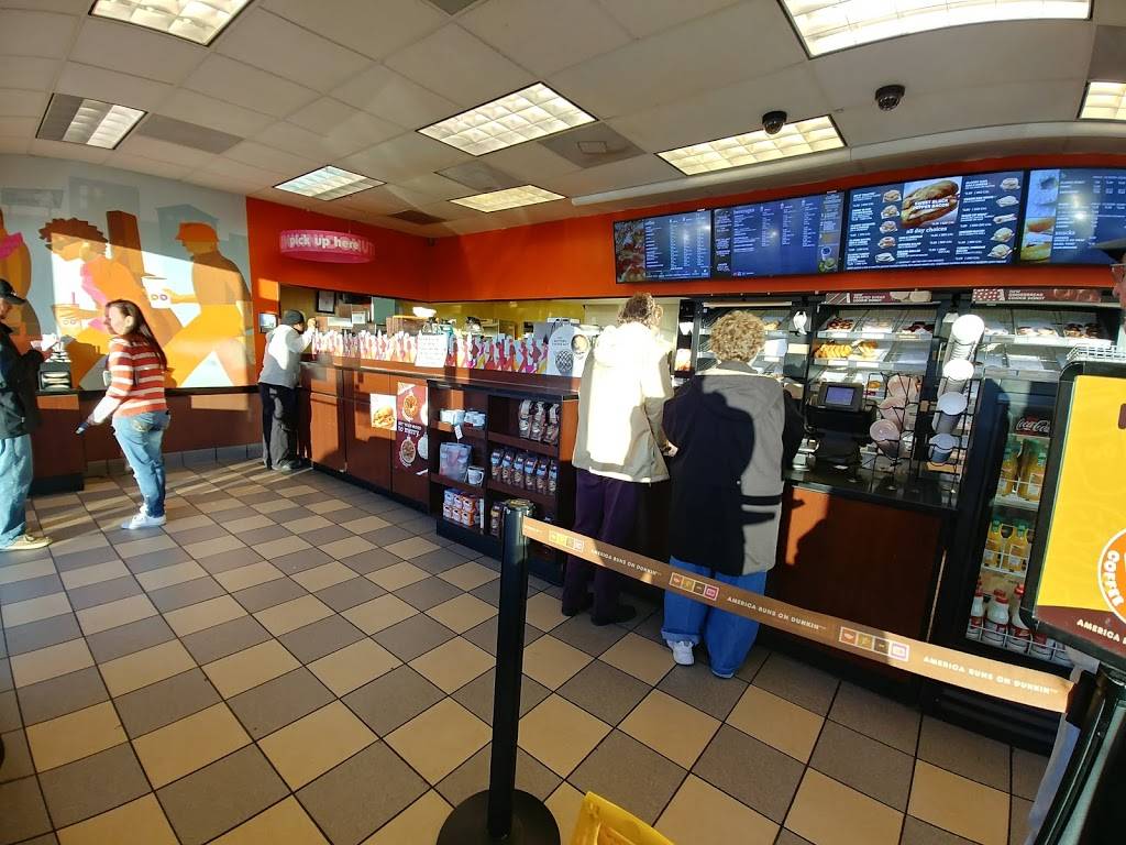 Dunkin | bakery | 5810 N Atlantic Ave, Cocoa Beach, FL 32931, USA | 3217840426 OR +1 321-784-0426