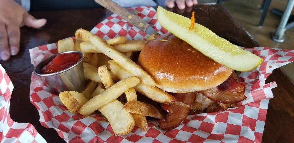 The HUB Gig Harbor | restaurant | 1208 26th Ave NW, Gig Harbor, WA 98335, USA | 2538531585 OR +1 253-853-1585