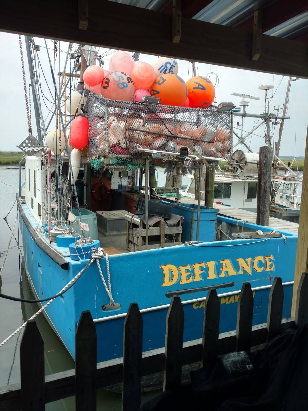 Hooked Up Seafood | restaurant | 1044 W Rio Grande Ave, Wildwood, NJ 08260, USA | 6095222722 OR +1 609-522-2722