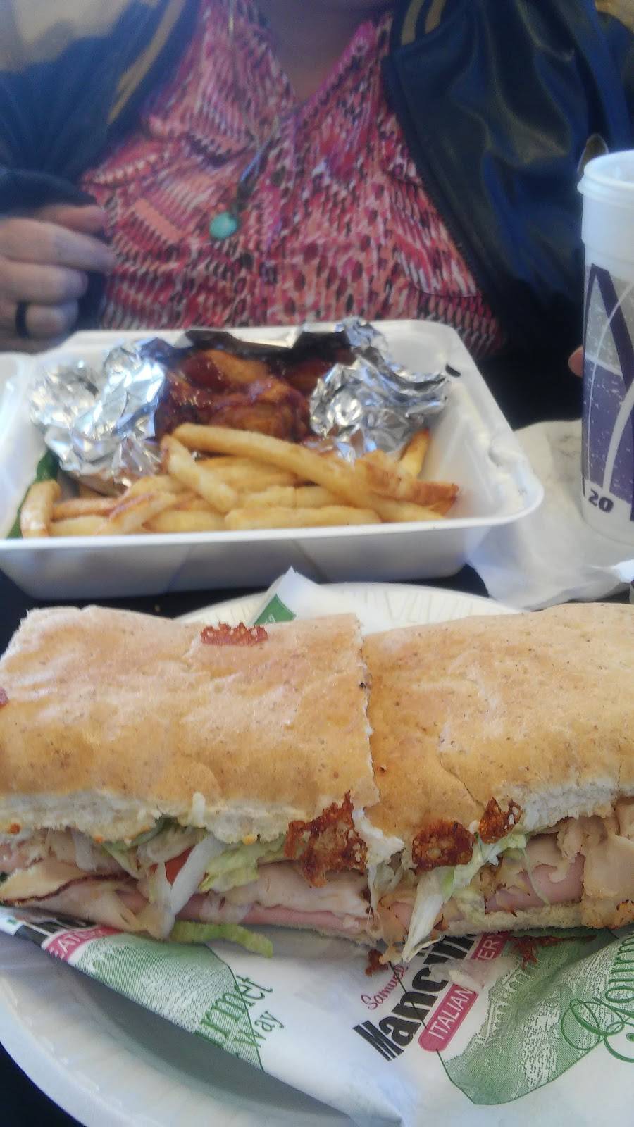 Samuel Mancinos Italian | restaurant | 407 S State St, Gobles, MI 49055, USA | 2696282814 OR +1 269-628-2814