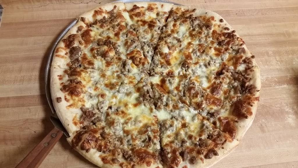 Domenicks | restaurant | 34 S Main St, Carbondale, PA 18407, USA | 5702825128 OR +1 570-282-5128