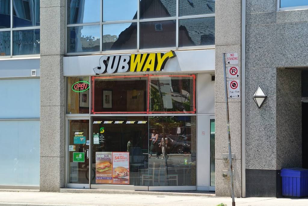 Subway | restaurant | 1910 Yonge St Yonge and Davisville Centre Unit 206, Store# 103Y, Toronto, ON M4S 3B2, Canada | 4164829434 OR +1 416-482-9434