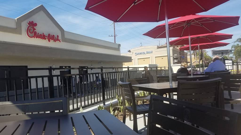Chick-fil-A | restaurant | 4050 Lincoln Blvd, Venice, CA 90292, USA | 3103013330 OR +1 310-301-3330