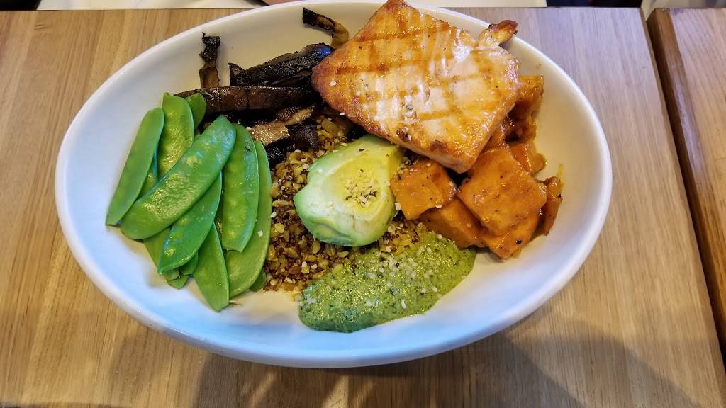 True Food Kitchen | restaurant | The Plaza at Preston Center |, 8383 Preston Center Plaza Suite 100, Dallas, TX 75225, USA | 2143773333 OR +1 214-377-3333