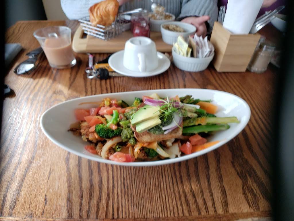 The Monaghan Cafe | restaurant | 1017 Monaghan Rd, Peterborough, ON K9J 5K9, Canada | 7057434800 OR +1 705-743-4800