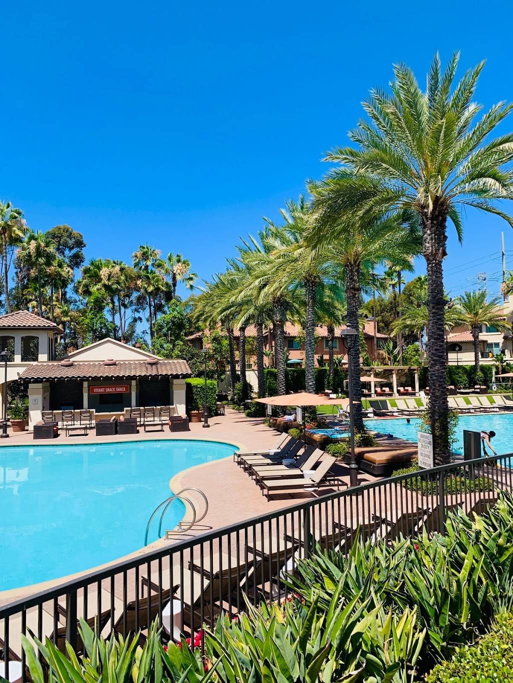 Vivant Bistro & Craft Bar | restaurant | 6554 Ambrosia Dr, San Diego, CA 92124, USA | 6195162365 OR +1 619-516-2365