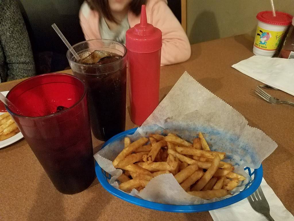 Little Nickis Pizza | restaurant | 1635 W Main St, Ephrata, PA 17522, USA | 7177332400 OR +1 717-733-2400