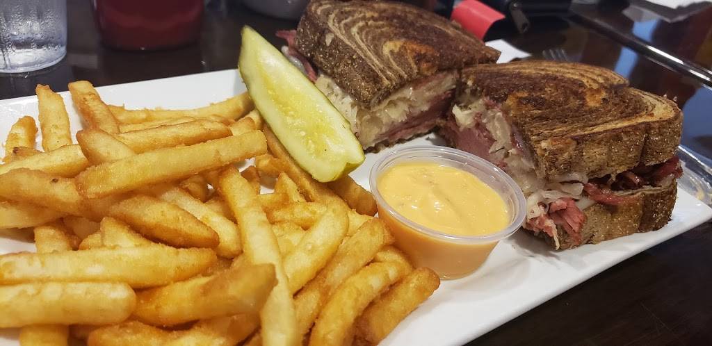 Eddies Diner | cafe | 4709 W Parker Rd #425, Plano, TX 75093, USA | 4699312353 OR +1 469-931-2353