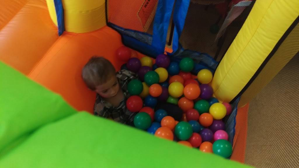 Hot Dog Corner | restaurant | 5025 Bobby Hicks Hwy #105, Johnson City, TN 37615, USA | 4234770016 OR +1 423-477-0016