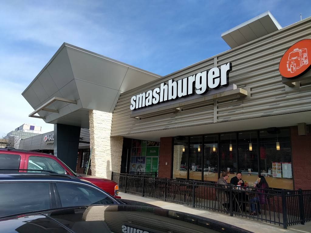 Smashburger | restaurant | 220 Union Blvd, Lakewood, CO 80228, USA | 7203997171 OR +1 720-399-7171