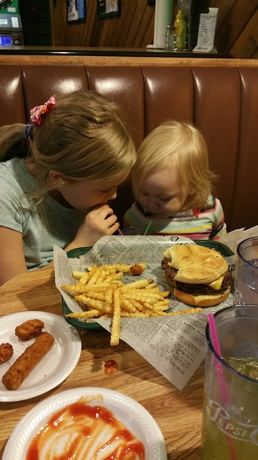 Eagles Nest | restaurant | 100 N 2nd St, Eagle Lake, MN 56024, USA | 5072579996 OR +1 507-257-9996