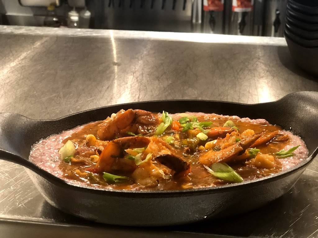 Lazy Dog | restaurant | 20030 Northwest Fwy, Houston, TX 77065, USA | 7135975347 OR +1 713-597-5347