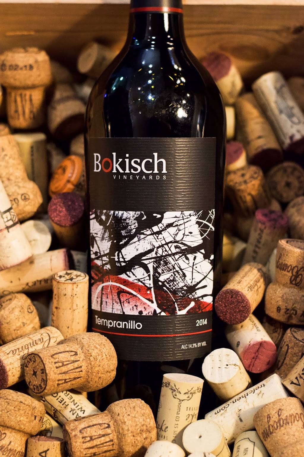 The Lost Vine | restaurant | 13011 Newport Ave, Tustin, CA 92780, USA | 7145442584 OR +1 714-544-2584