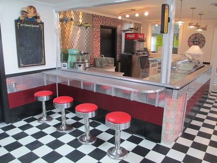 Hot Rod Ice Cream Shoppe | restaurant | 2572 Music Valley Dr, Nashville, TN 37214, USA | 6158894225 OR +1 615-889-4225