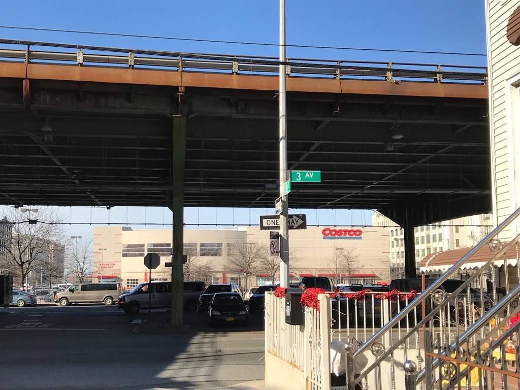 Costco Food Court | meal takeaway | 976 3rd Ave, Brooklyn, NY 11232, USA | 7189657603 OR +1 718-965-7603