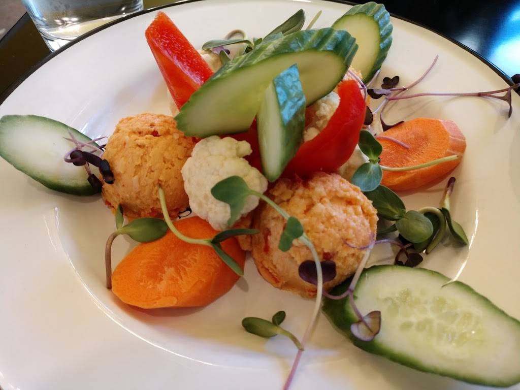 Kennys | restaurant | 1251 Market St, Chattanooga, TN 37402, USA | 4234985888 OR +1 423-498-5888