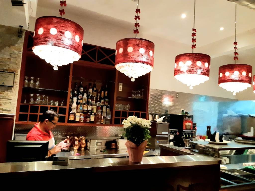 Indian Curry Express & Bar: Fine Dine In Cuisine, Best Momos | restaurant | 47 Queen St W, Brampton, ON L6Y 1L9, Canada | 9054504300 OR +1 905-450-4300