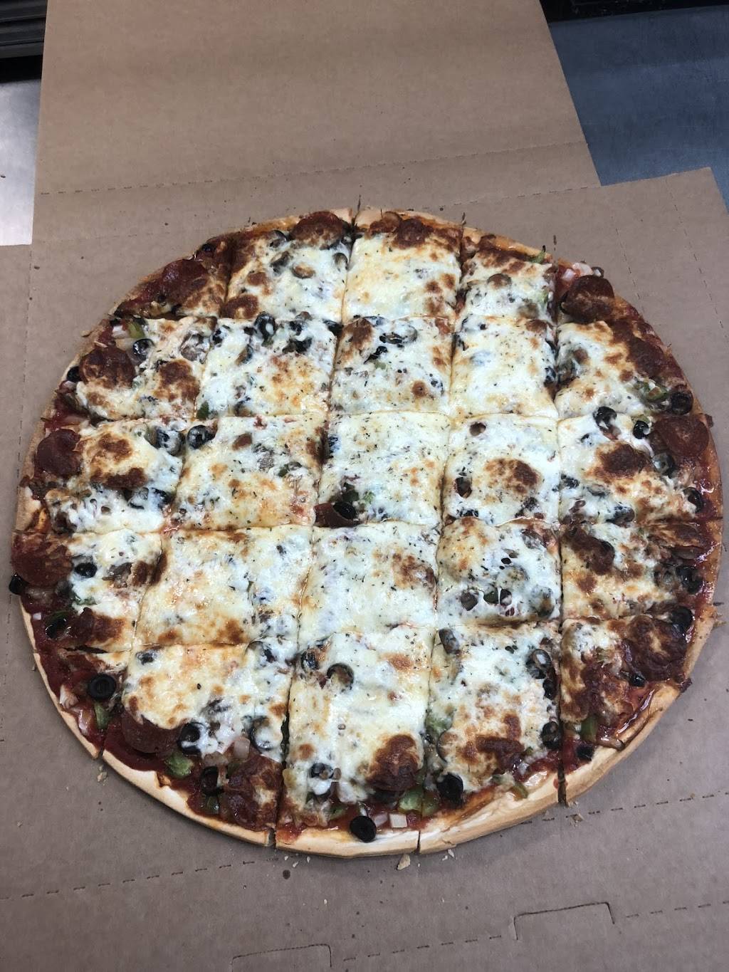 Rosatis Pizza | restaurant | 2411 Algonquin Rd, Algonquin, IL 60102, USA | 8154446868 OR +1 815-444-6868