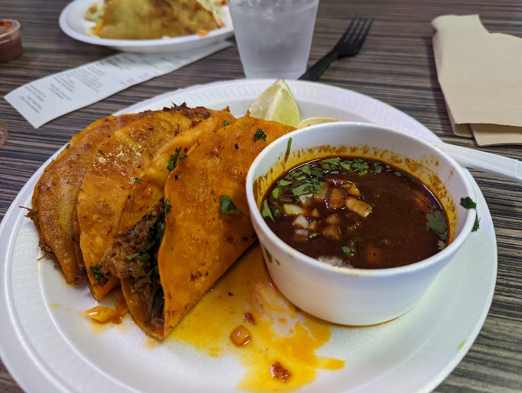 Bandidos Express Mexican Food | restaurant | 2101 E Deuce of Clubs, Show Low, AZ 85901, USA | 9285377303 OR +1 928-537-7303