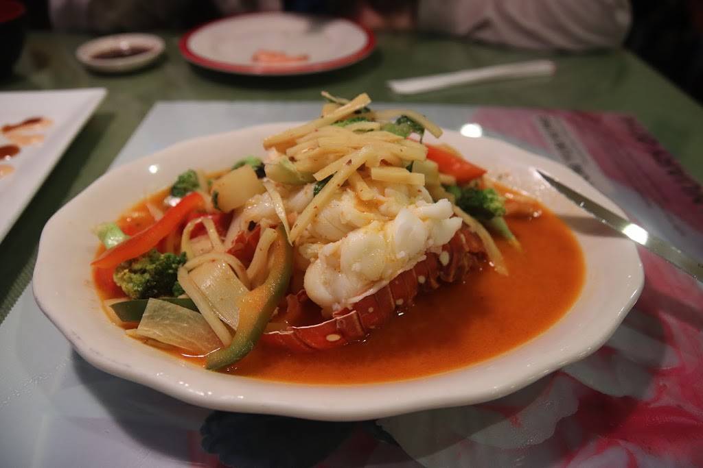 Suvi Thai & Sushi | restaurant | 250 N Homestead Blvd, Homestead, FL 33030, USA | 3052473500 OR +1 305-247-3500